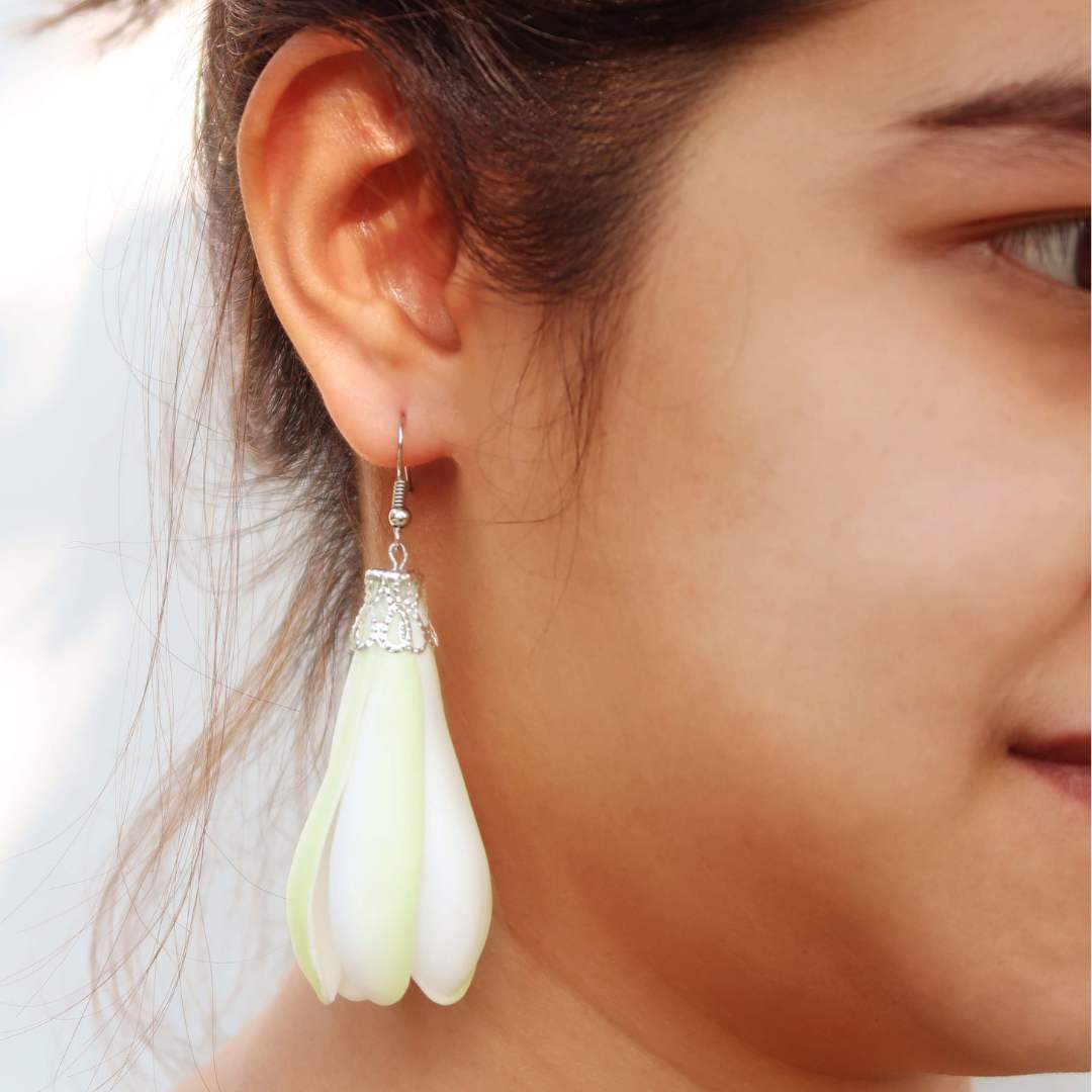 beautiful white tiare flower earrings