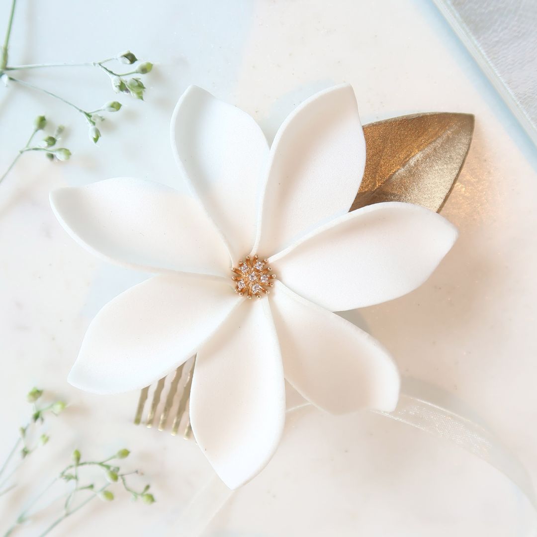 tiare_with_goldleaf_hair_comb_copper_collection_square