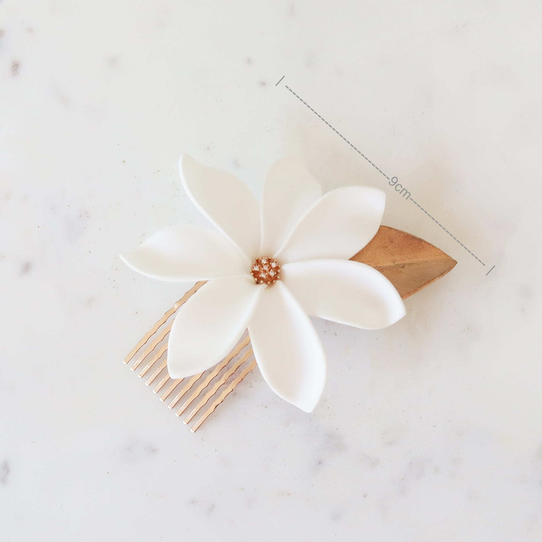 tiare_with_goldleaf_hair_comb_accessories_copper_collection_square with size